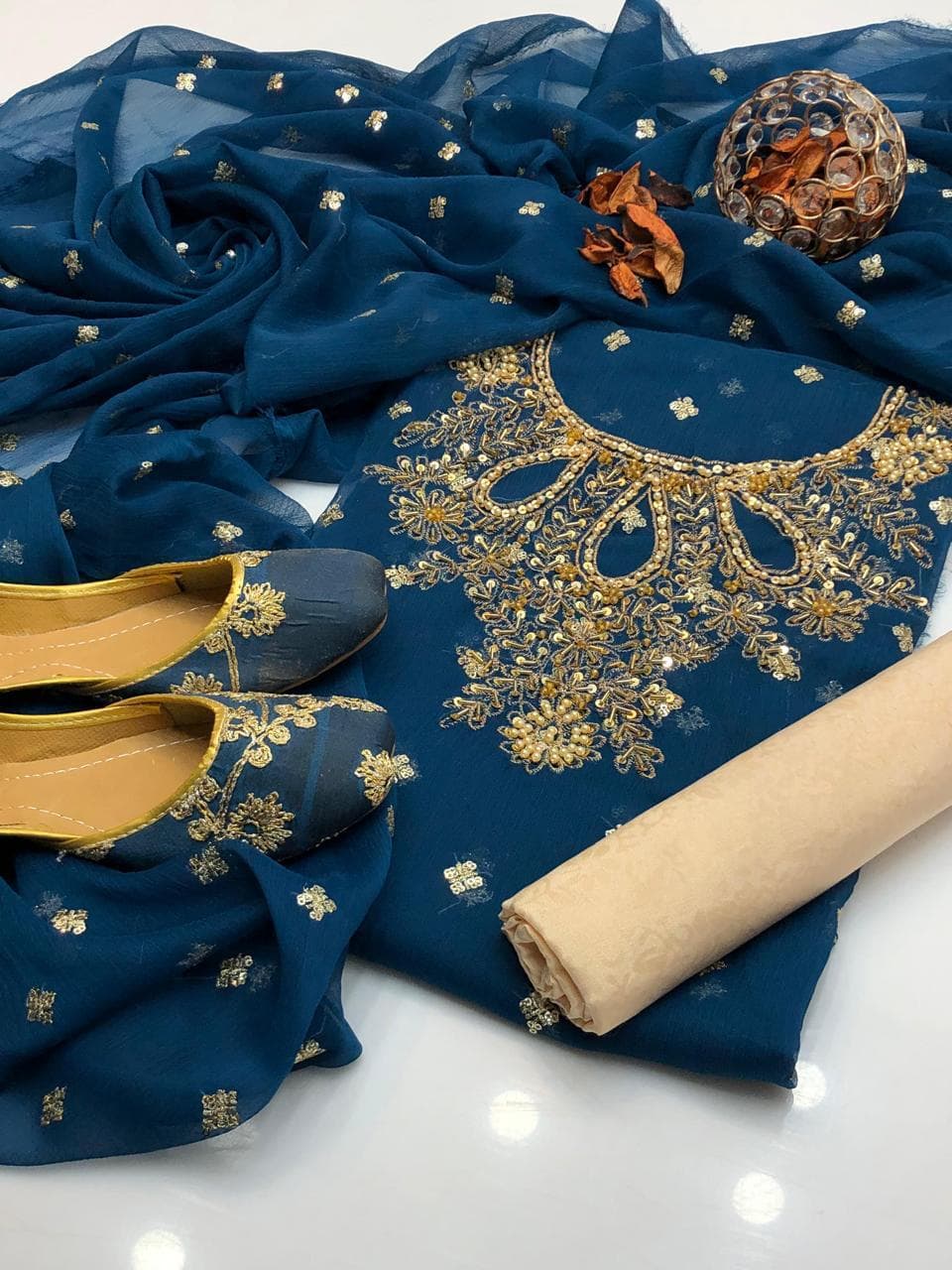 Soft Chiffon Boti Embroidered 4-Piece Suit