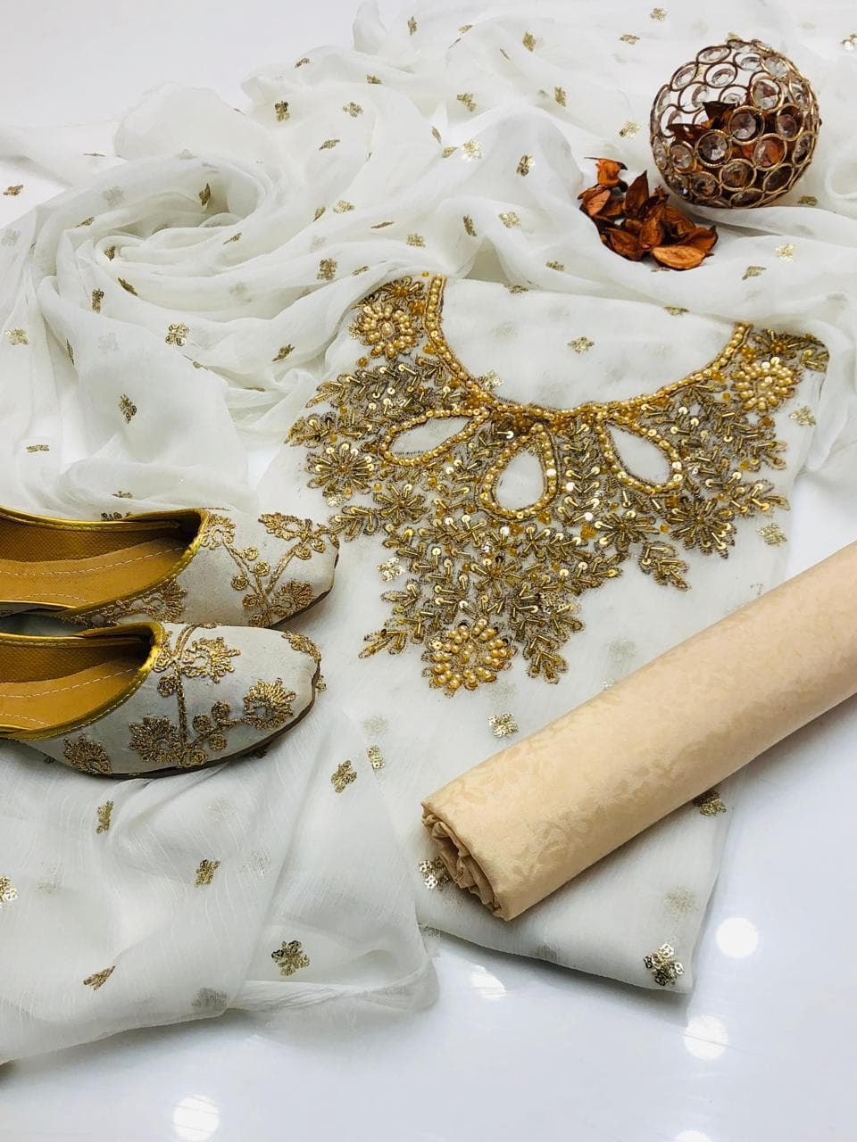 Soft Chiffon Boti Embroidered 4-Piece Suit