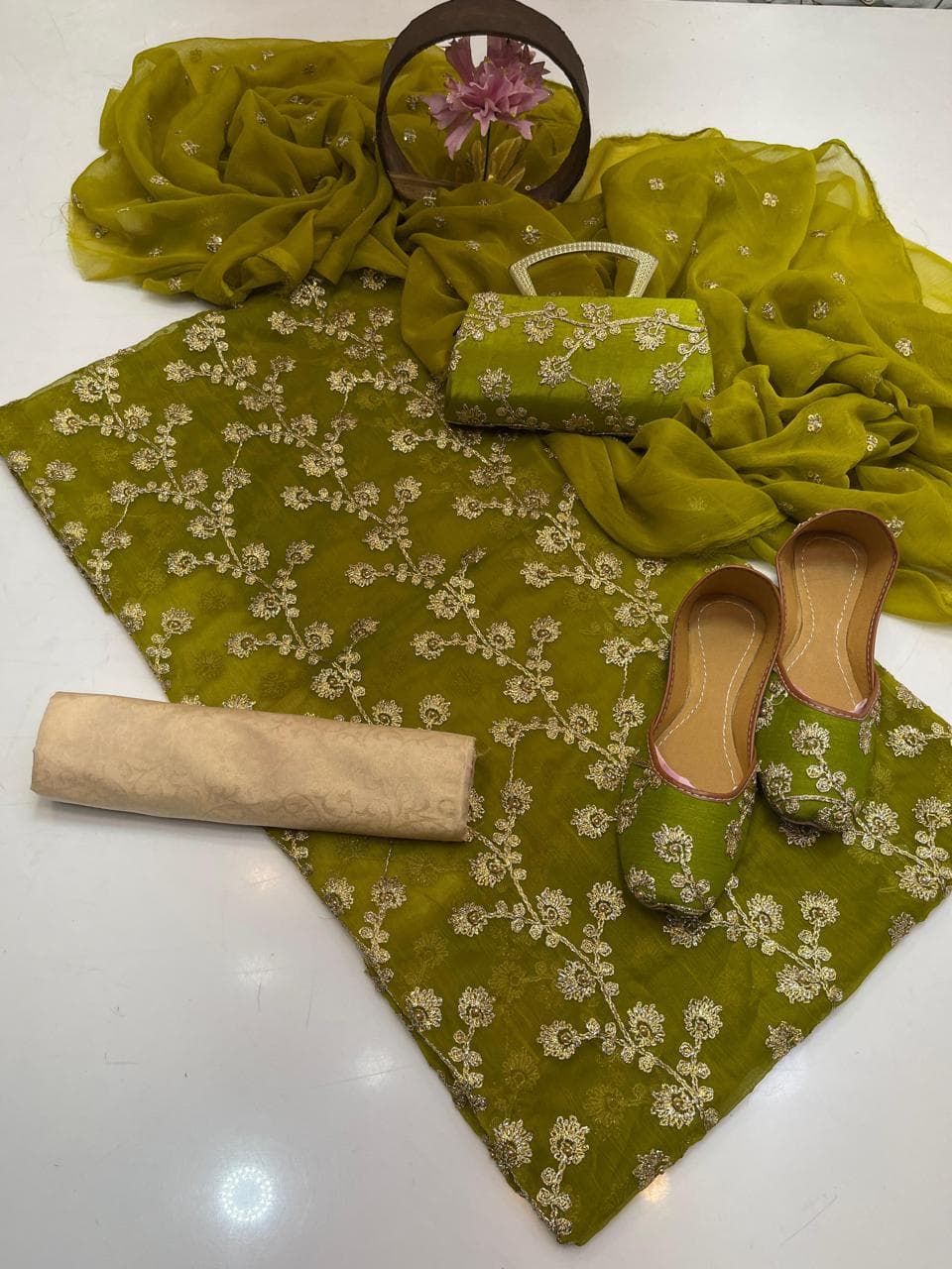 Fancy Chiffon Embroidered 5-Piece Suit