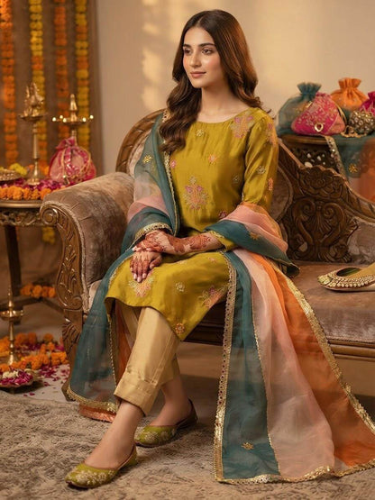 Silky Embroidered 5-Piece Fancy Suit
