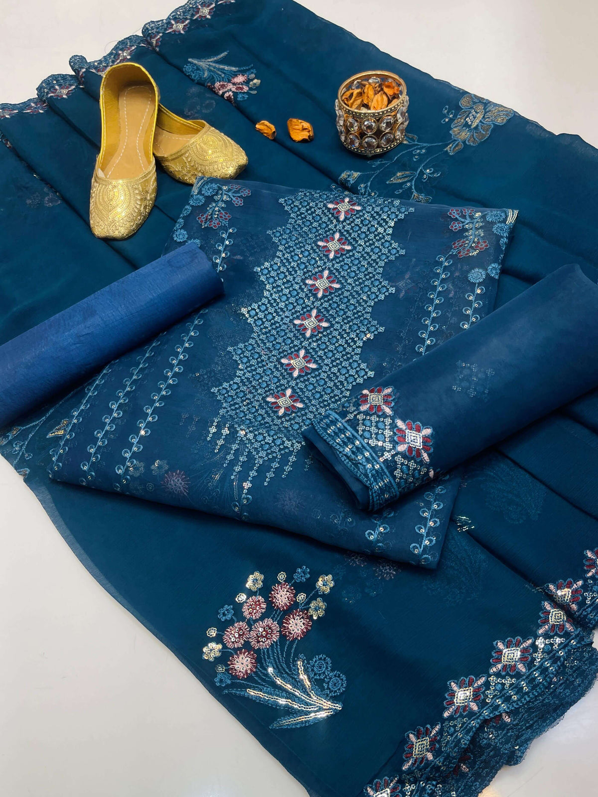 Organza Embroidered 4-Piece Suit