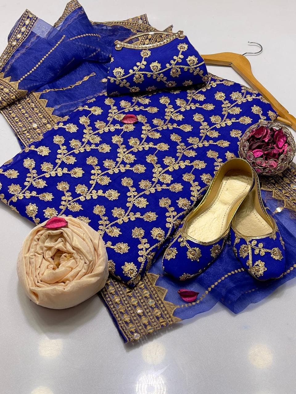Fancy Embroidered 5-Piece Suit